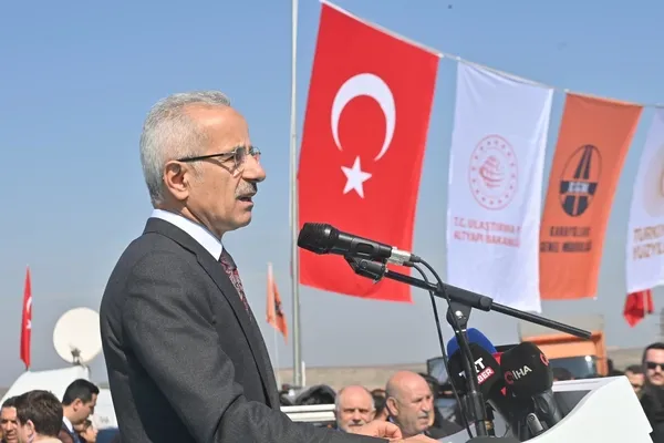 Diyarbakır’dan Erbil’e uçuşlar başlıyor! Bakan Abdulkadir Uraloğlu resmen açıkladı