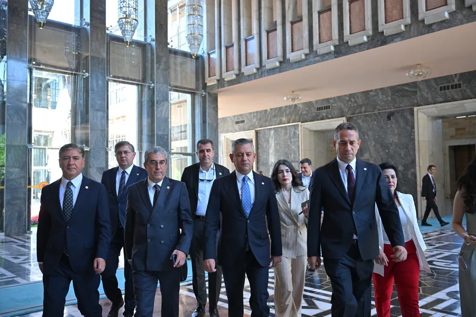 “Baba ocağı dediniz ihanet ettiniz” - 3