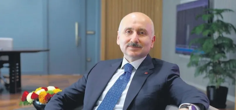 Bakan Karaismailoğlu'ndan CHP'li İBB'ye sert tepki: 2 senedir yatıyorlar