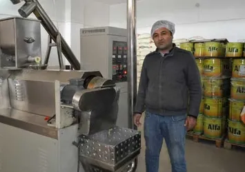 Çocuk işçi fabrika patronu oldu