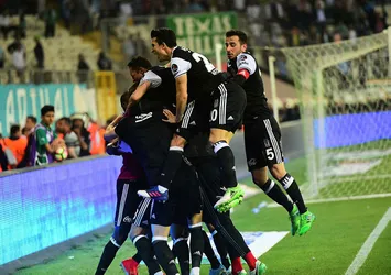 Beşiktaş 3. yıldıza yürüyor!