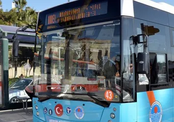 Yaşlı kadın bindiği otobüste 'servet' unuttu
