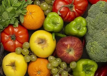 Uzmanından uyarı: Yaz günlerinde en az 5 porsiyon meyve yiyin