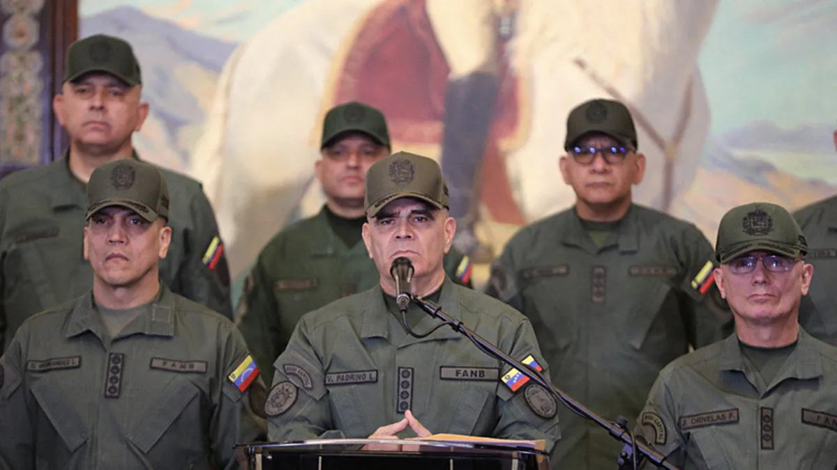 Venezuela Savunma Bakanı Lopez: Vatanımızı koruyacağız