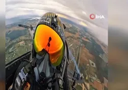 SOLOTÜRK'ten Fransa'da F-16 ile nefes kesen gösteri! Göz kamaştıran manevra kamerada