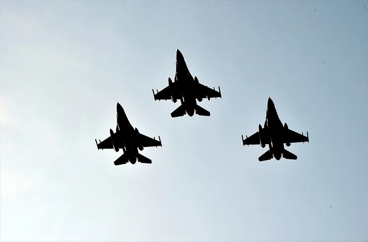son-dakika-turk-f-16lari-azerbaycan-semalarinda-1596183750914.jpg Son dakika: Türk F-16'ları Azerbaycan semalarında! - 1