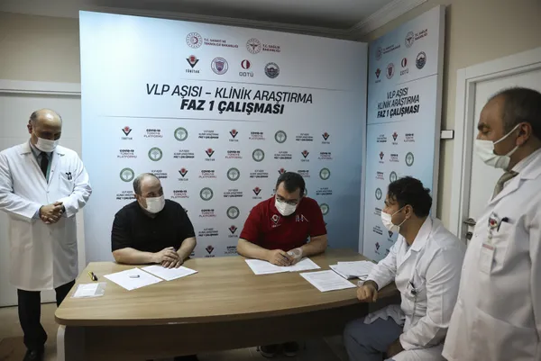 Yerli koronavirüs aşısı olan Bakan Varank'tan yan etki açıklaması - 1