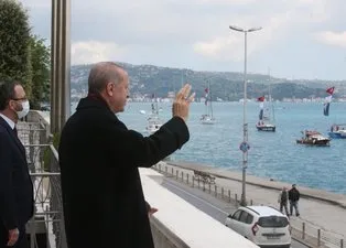 İstanbul'un fethinin 567. yılı dönümü! Gençler ve Milli sporcular Başkan Erdoğan'ı selamladı