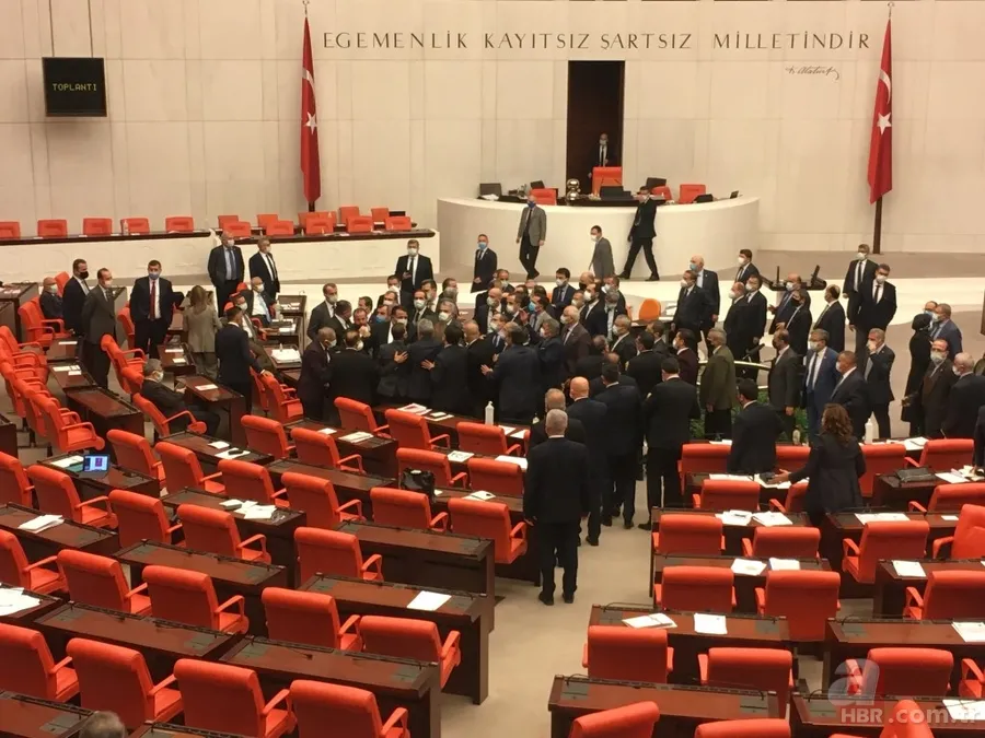 TBMM’de arbede! AK Parti ile CHP arasındaki tartışmaya HDP de karıştı 5