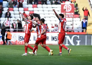 Antalyaspor'dan farklı tarife