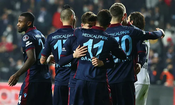 Lider Trabzonspor Medipol Başakşehir'i ağırlayacak! Zirvede zorlu viraj - 2