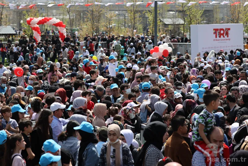 Başkan Recep Tayyip Erdoğan'dan 23 Nisan şenliğinde önemli açıklamalar 23