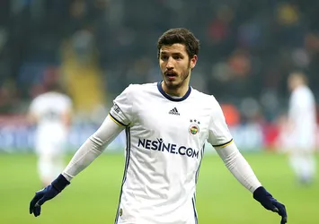 Akhisarspor, Salih Uçan'ı transfer ediyor