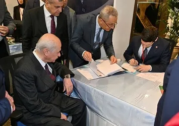 Son dakika: MHP Genel Başkanı Devlet Bahçeli milletvekili adaylık başvurusunu yaptı