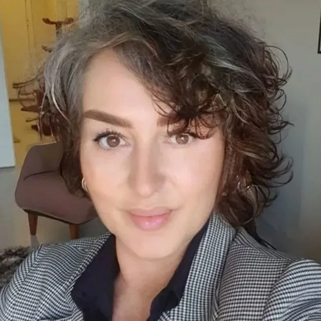 kurtlar-vadisinin-cerrahpasali-ablasi-sivga-gerezden-aci-haber-1770715362710.jpg Kurtlar Vadisi hayranları yasta: Cerrahpaşalıların ablası Şıvga Gerez'den acı haber - 6