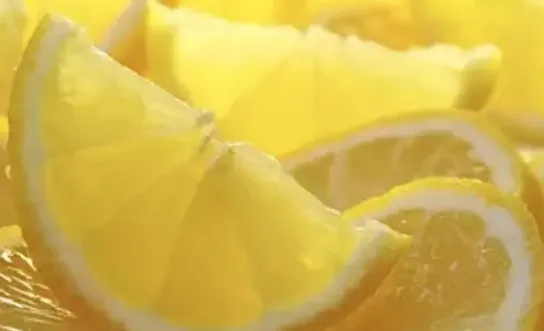 Boğaz ağrısı için limonu böyle tüketin! Anında iyileştiriyor...