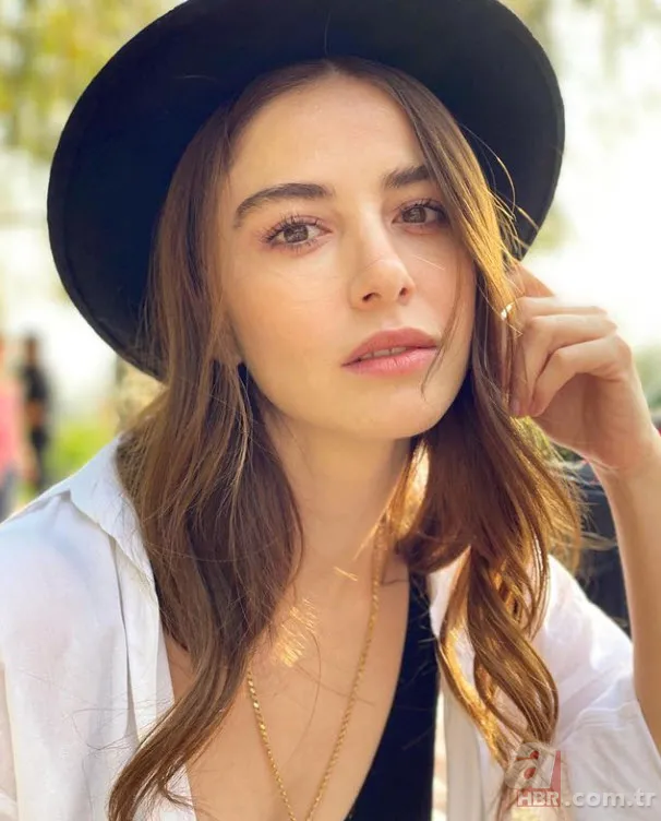 Sanem Çelik'in saçlarına aklar düştü! Son hali hayranlarını şoke etti 8