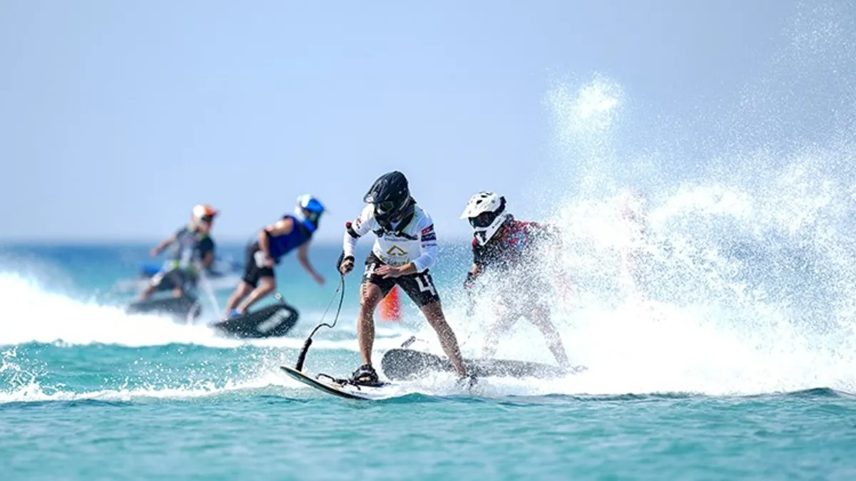 Türkiye'de ilk! Dünya Motosurf Şampiyonası'nın ilk gün yarışları tamamlandı | İşte sporcuların puanları...