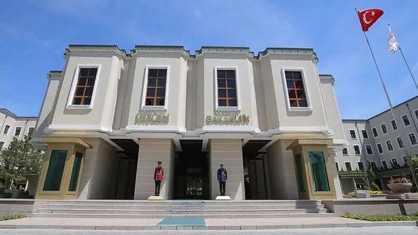 son-dakika-icisleri-bakanligindan-yeni-koronavirus-genelgesi-kisitlama-ne-zaman-sona-erecek-kimler-muaf-olacak-1611329994521.jpg Son dakika: İçişleri Bakanlığından yeni koronavirüs genelgesi! Kısıtlama ne zaman sona erecek? Kimler muaf olacak? - 2