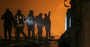 Esenyurt’ta plastik fabrikasındaki yangın