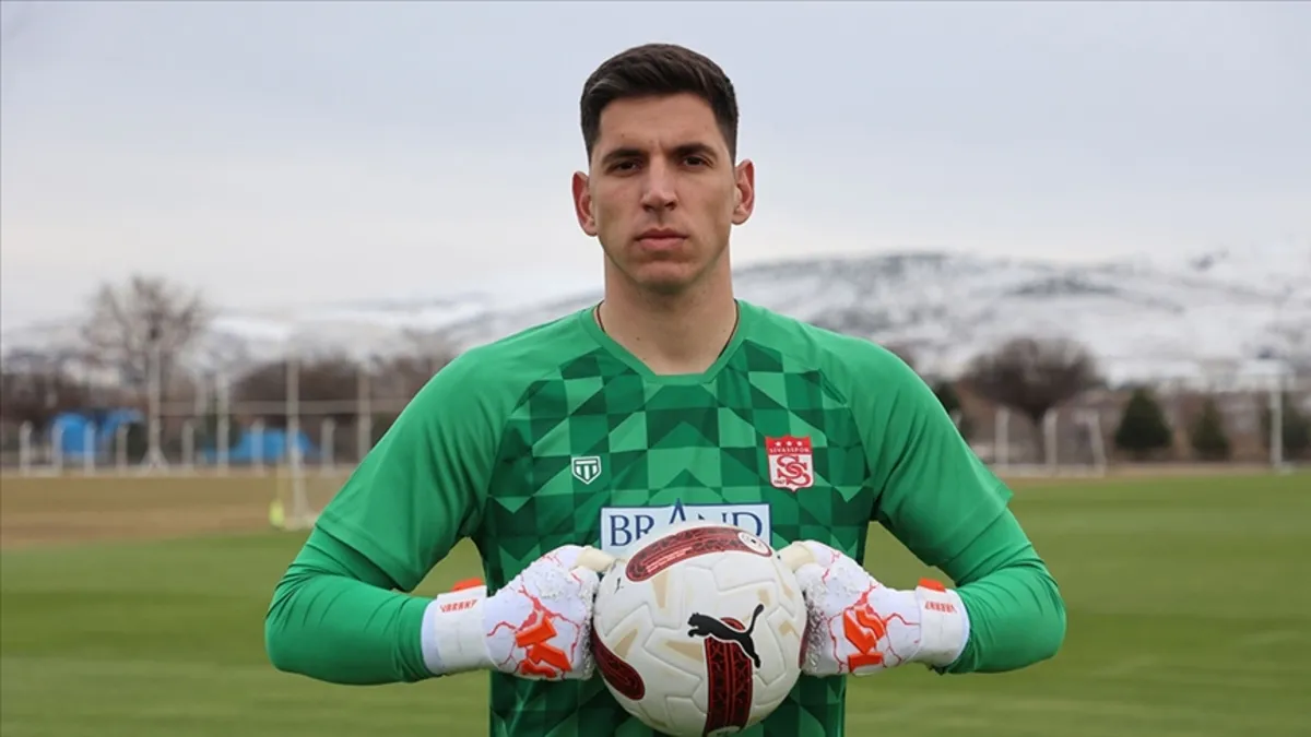 Sivasspor'da şoke eden sakatlık! Nikolic ameliyat olacak
