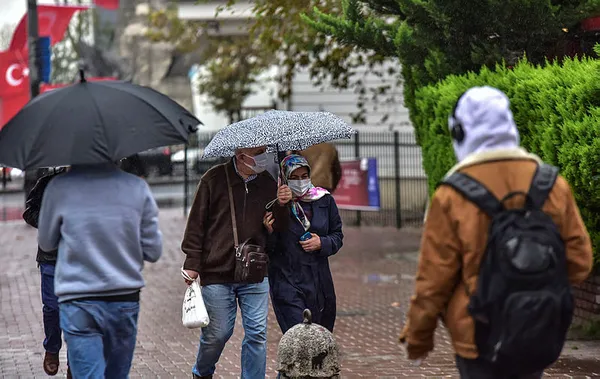 SON DAKİKA! Meteoroloji’den flaş uyarı! Sıcaklıklar düşüyor kar geri geliyor! Sağanak, buzlanma, tipi... | 2 Ocak 2022 İstanbul, Ankara, İzmir hava durumu