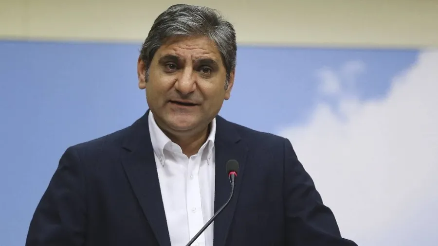 chpli-aykut-erdogdu-rusvet-sorusuna-yanit-veremedi-1773201423973.jpeg Eski CHP Milletvekili Aykut Erdoğdu (AA)