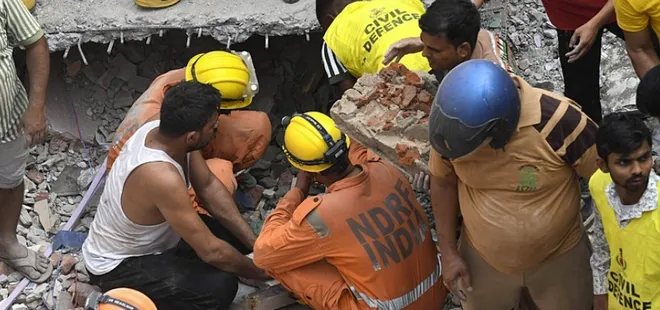 Hindistan’da bina çöktü: En az 11 ölü