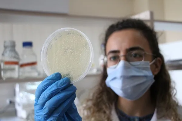 Koronavirüs mutasyonunun adı açıklandı! Hazırlanan raporda mutasyona verilen isim...