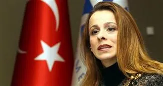 İş icabı dizikolik!