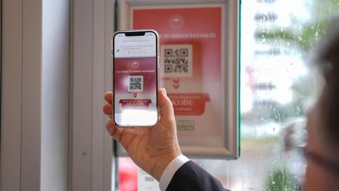 gida-isletmelerinde-karekod-donemi-bakan-yumaklidan-aciklama-tuketici-icin-guven-kaynagi-olacak-1721582377341.jpeg Gıda işletmelerinde ʺkarekodʺ dönemi başladı