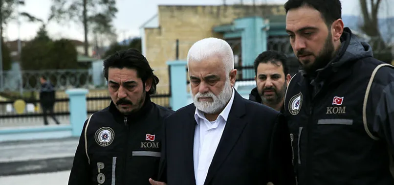 FETÖ firarisi "İsmail'in Yeri" restoranlarının sahibi İsmail Çolak tutuklandı