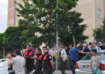 Kızının nişanlısını öldürdü