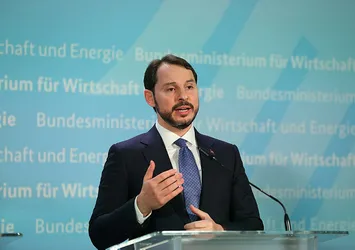 Berat Albayrak'tan Berlin'de önemli temaslar