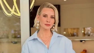 Esra Erol 44. yaşını bebeklik pozuyla selamladı