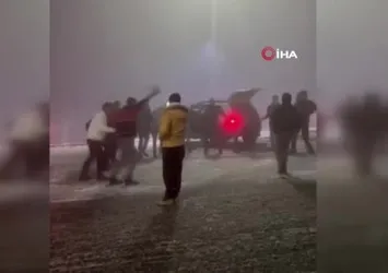 Elazığ’da kar yağışı ‘halayla’ kutlandı