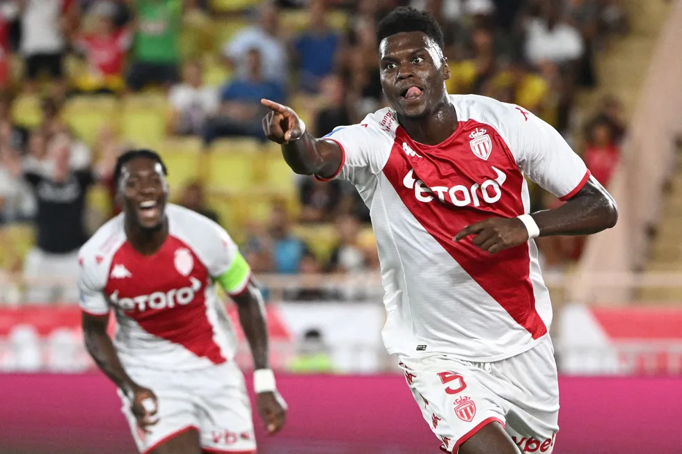 milli-ara-oncesinde-avrupanin-5-buyuk-liginde-son-durum-1789981701136.jpg Avrupa'nın 5 büyük liginde zirve yarışı: Manchester City, Barcelona, Dortmund, Roma ve Monaco liderlik koltuğunda - 5