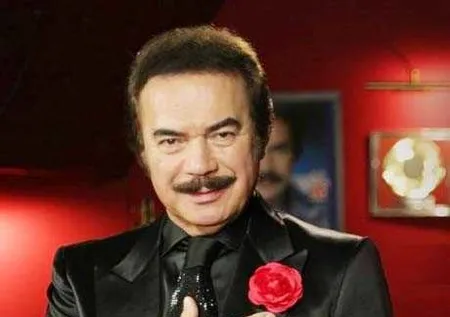 Ünlülerin gerçek isimlerini biliyor musunuz?