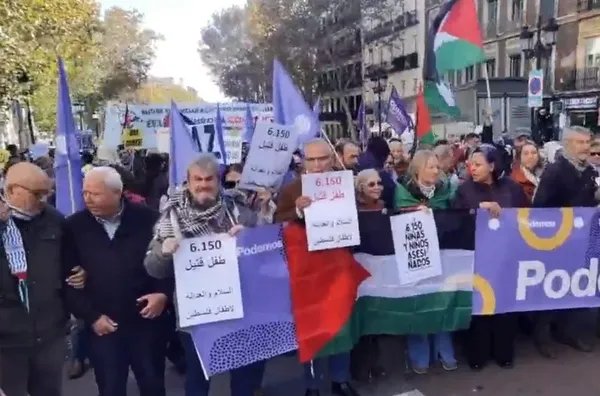 1701529768127.jpg Yasaklara rağmen AB Gazze için tek ses: Fransa’da ve İspanya'da Filistin'e destek gösterisi düzenlendi! Katil İsrail sesleri… - 2