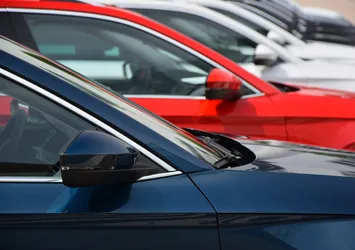 Türkiye'de en çok hangi marka otomobil satıldı? İstatistikler belli oldu | 2023'te en fazla satılan markalar: Renault, Fiat, Opel, Peugeot...