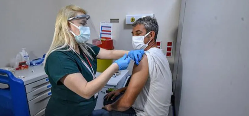 İftarını yapan aşı olmaya gitti