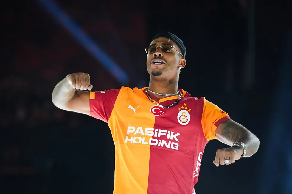 Galatasaray’da Mario Lemina krizi! Görüşmeler tıkandı, Gabonlu yıldız ayrılığı ciddi şekilde düşünüyor - 4
