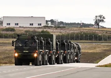 Türk üretimi binlerce İHA Kosova'da! Albin Kurti duyurdu: Skydagger kamikaze savaş dronları havalimanımıza ulaştı