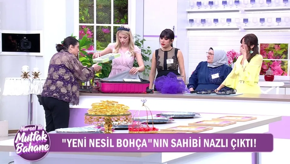1781874447052.jpg Nursel ile Mutfak Bahane hafta finalinde kim kazandı? Beyhan Hanım'dan 'yeni nesil bohça' sürprizi - 1