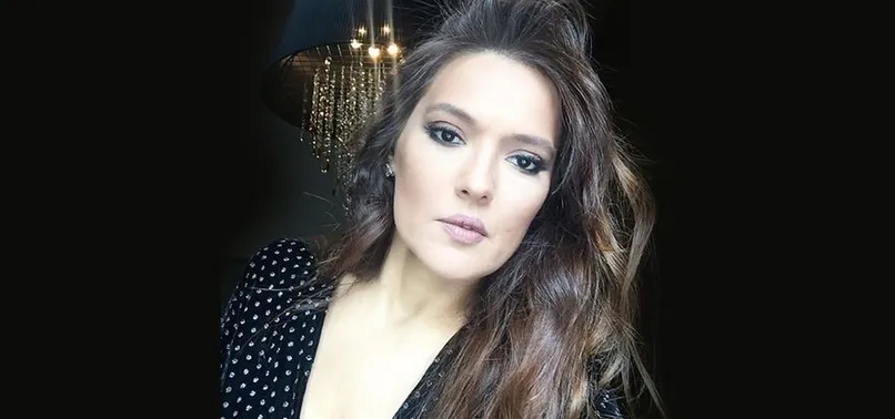 Demet Akalın'dan 'Suriyeliler evine dönsün' çıkışı!