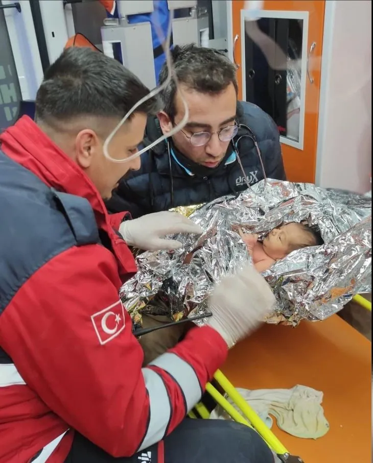5. günde gelen mucizeler! Deprem bölgelerinde zamanla yarış devam ediyor