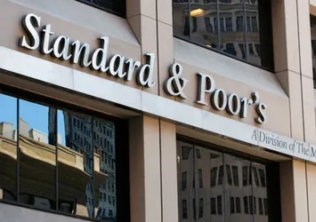 S&P'den İngiltere'ye bir şok daha: 7 bankanın notu düştü