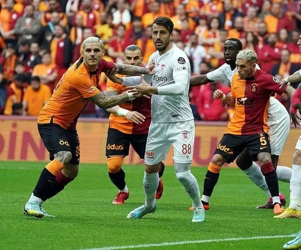 Galatasaray’da sürpriz Angelino, Berkan Kutlu ve Dubois gelişmesi! Dursun Özbek resmen açıkladı