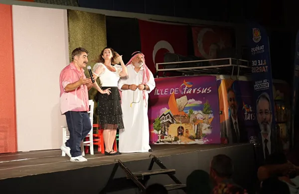 Mersin’de CHP zihniyetinden İslami değerleri hedef alan tiyatro gösterisi! Tarsus Belediyesi’nin skandalına suç duyurusu - 5