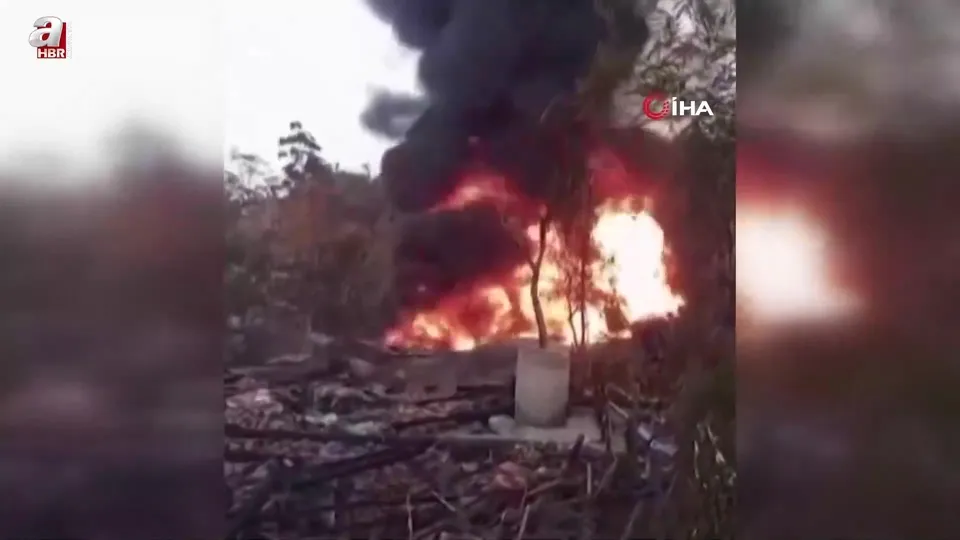 Endonezya’da kaçak petrol kuyusunda yangın